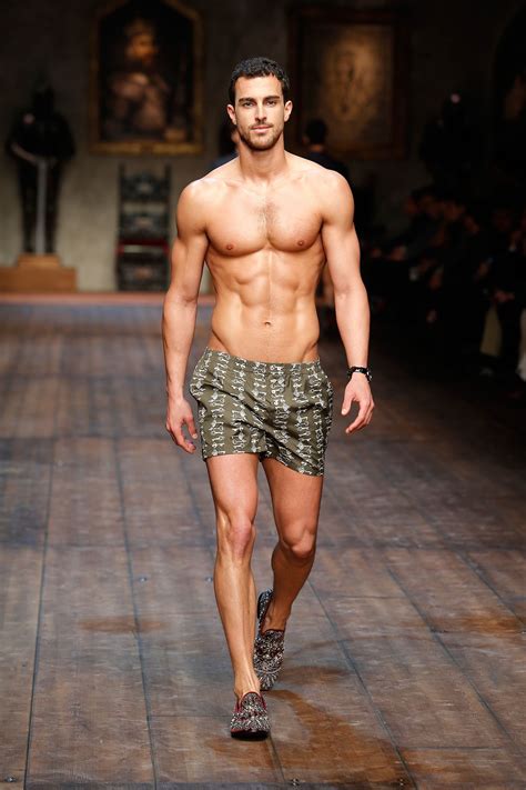 dolce gabbana male.